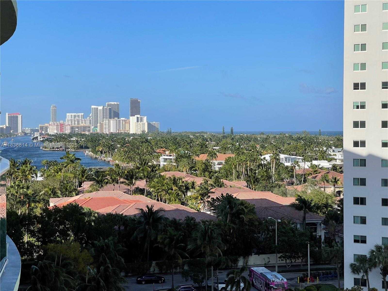 Small Image of 19390 COLLINS AVE #902, Sunny Isles Beach Number 4