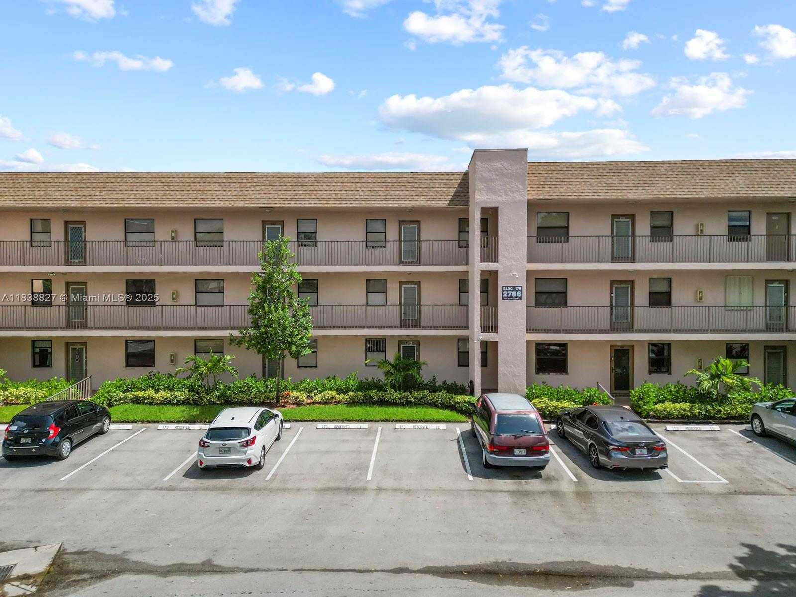 Small Image of 2786 NORTH WEST 104TH AVE #304, Sunrise Number 3