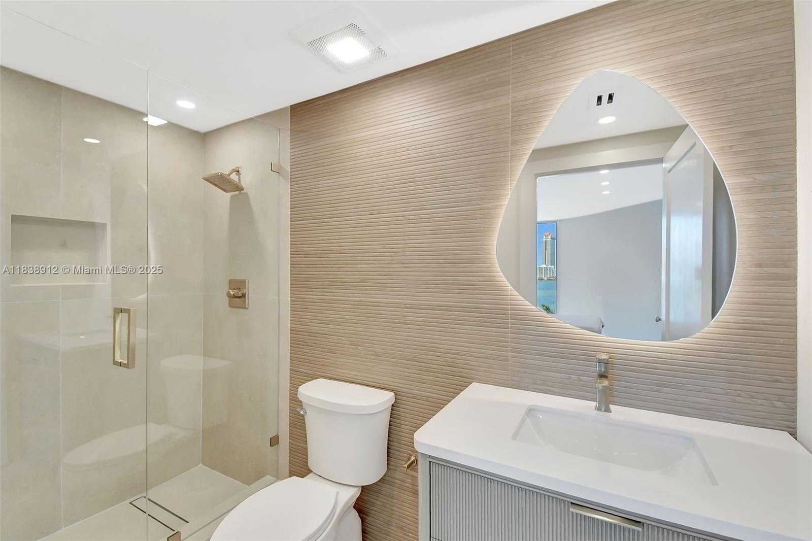 Small Image of 3370 HIDDEN BAY DR #812, Aventura Number 17