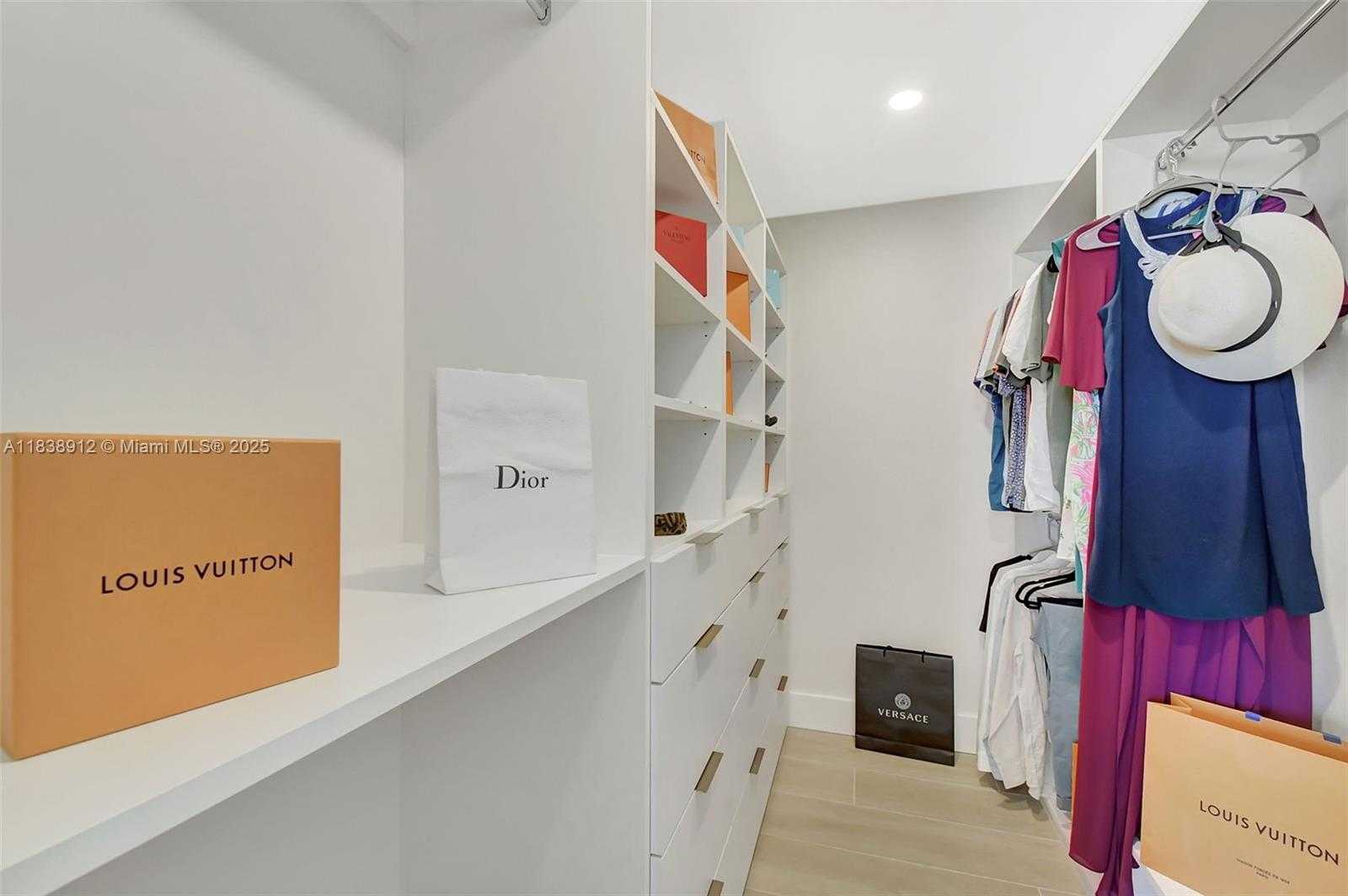 Small Image of 3370 HIDDEN BAY DR #812, Aventura Number 28