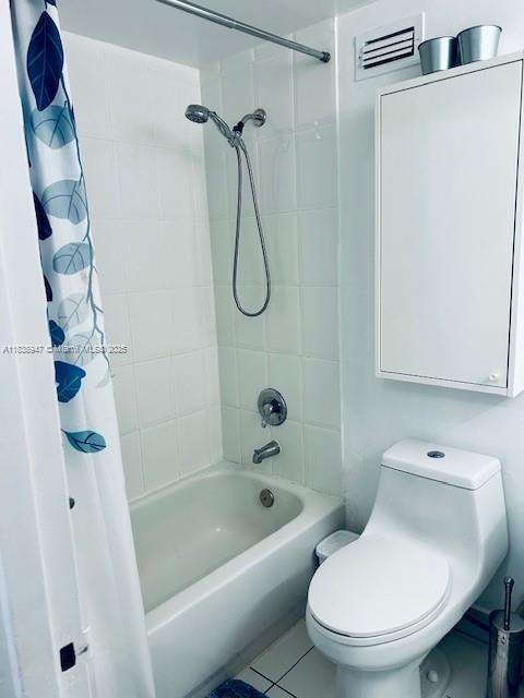 Small Image of 2899 COLLINS AVE #1504, Miami Beach Number 21