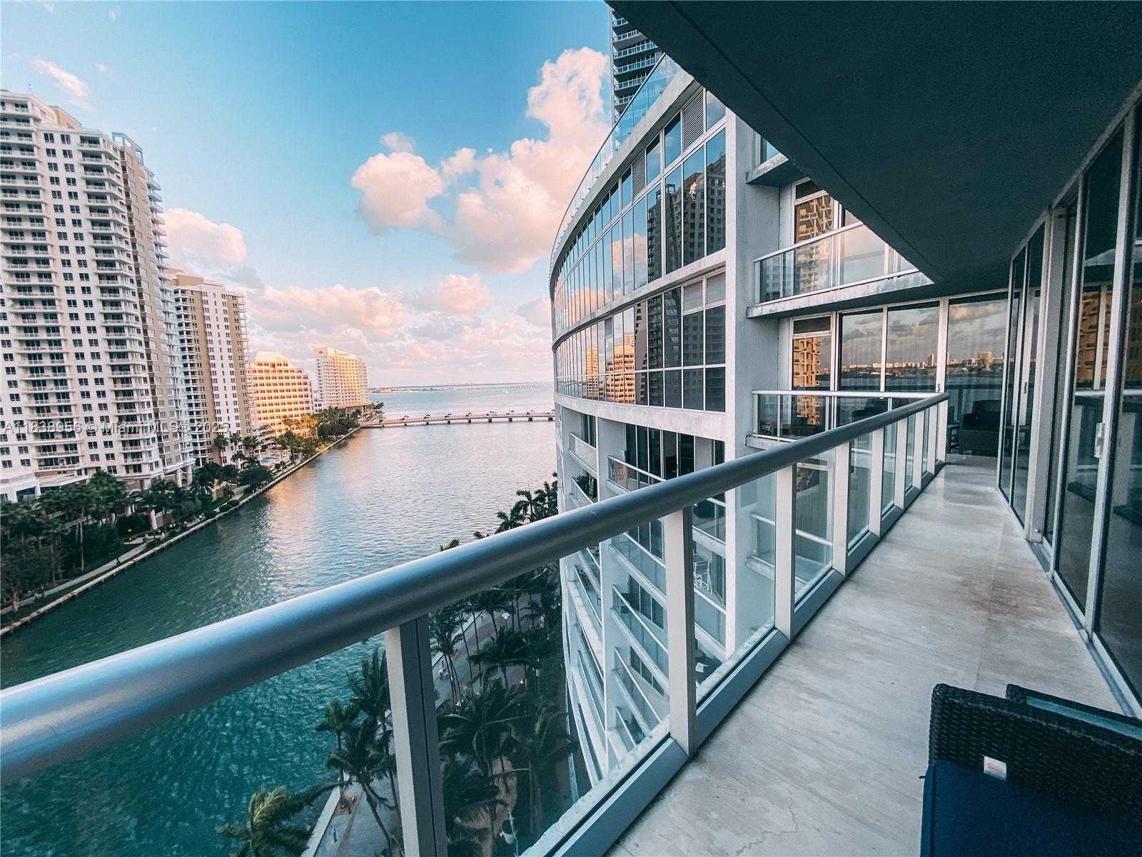 Small Image of 465 BRICKELL AVE #1101, Miami Number 3