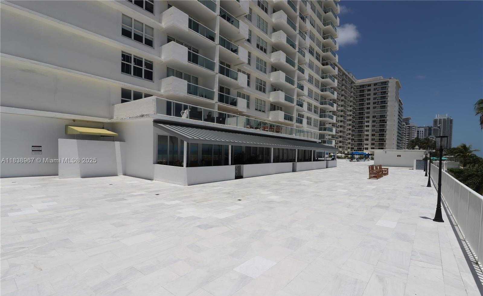 Small Image of 5601 Collins Ave, Miami Beach, FL 33140, USA Number 37