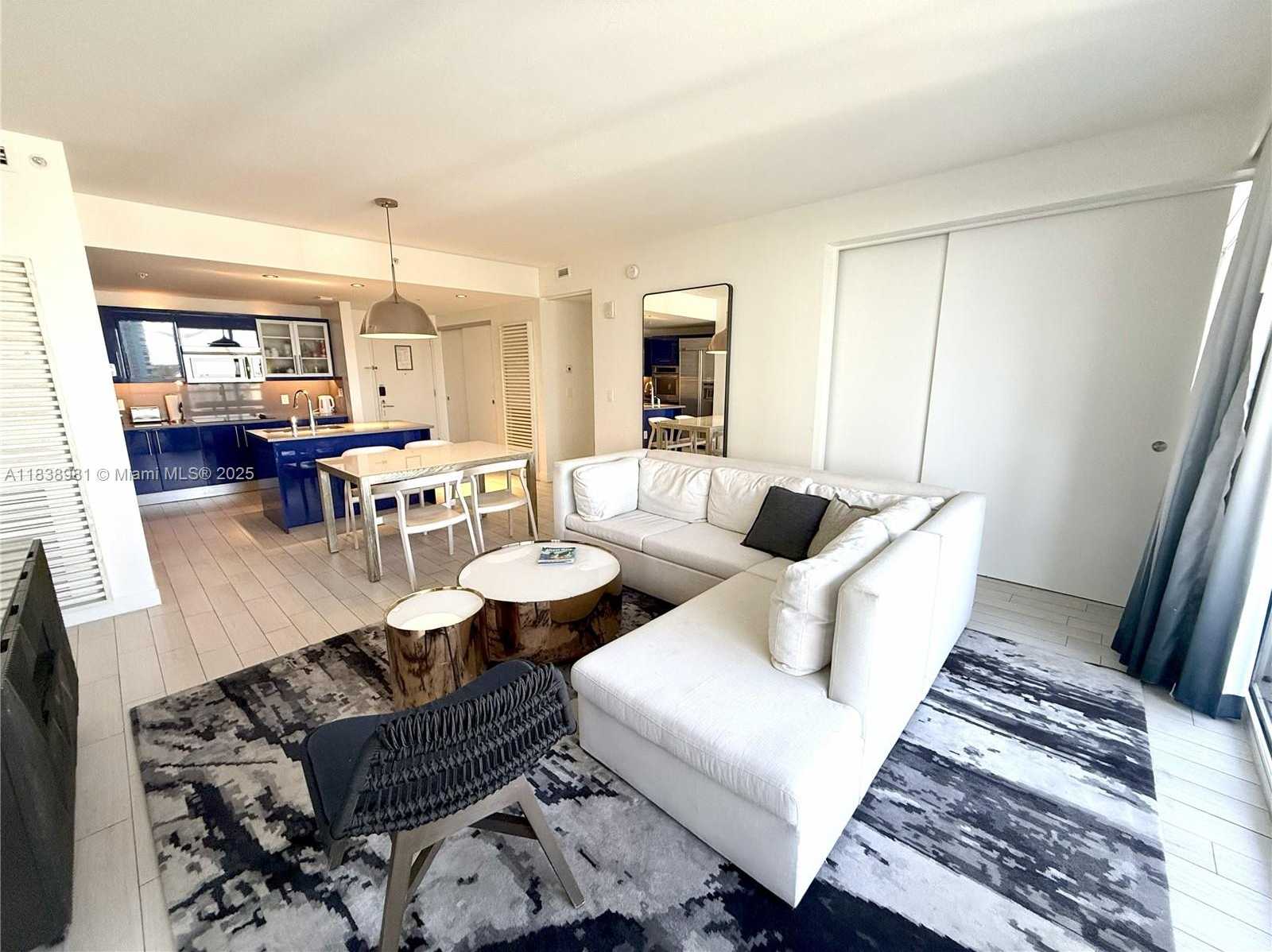 Small Image of 3101 BAYSHORE DR #704, Fort Lauderdale Number 6
