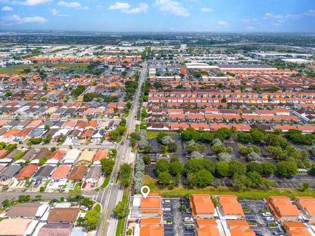 Small Image of 2385 WEST 69TH ST #2385-B, Hialeah Number 18