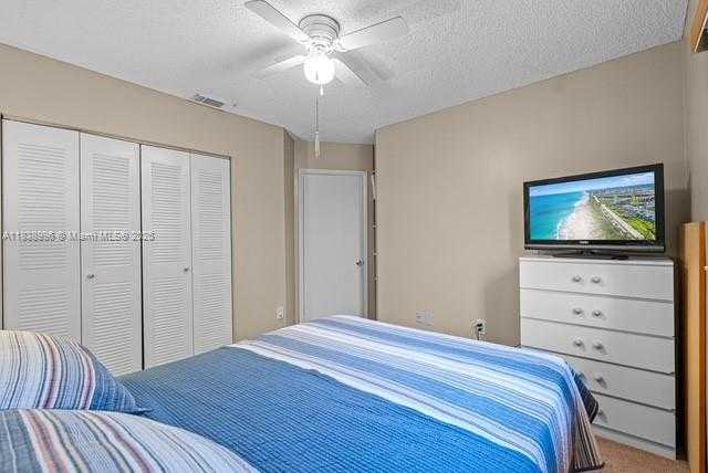Small Image of 2385 WEST 69TH ST #2385-B, Hialeah Number 36
