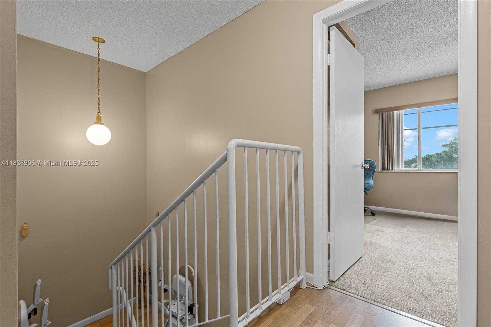 Small Image of 2385 WEST 69TH ST #2385-B, Hialeah Number 45
