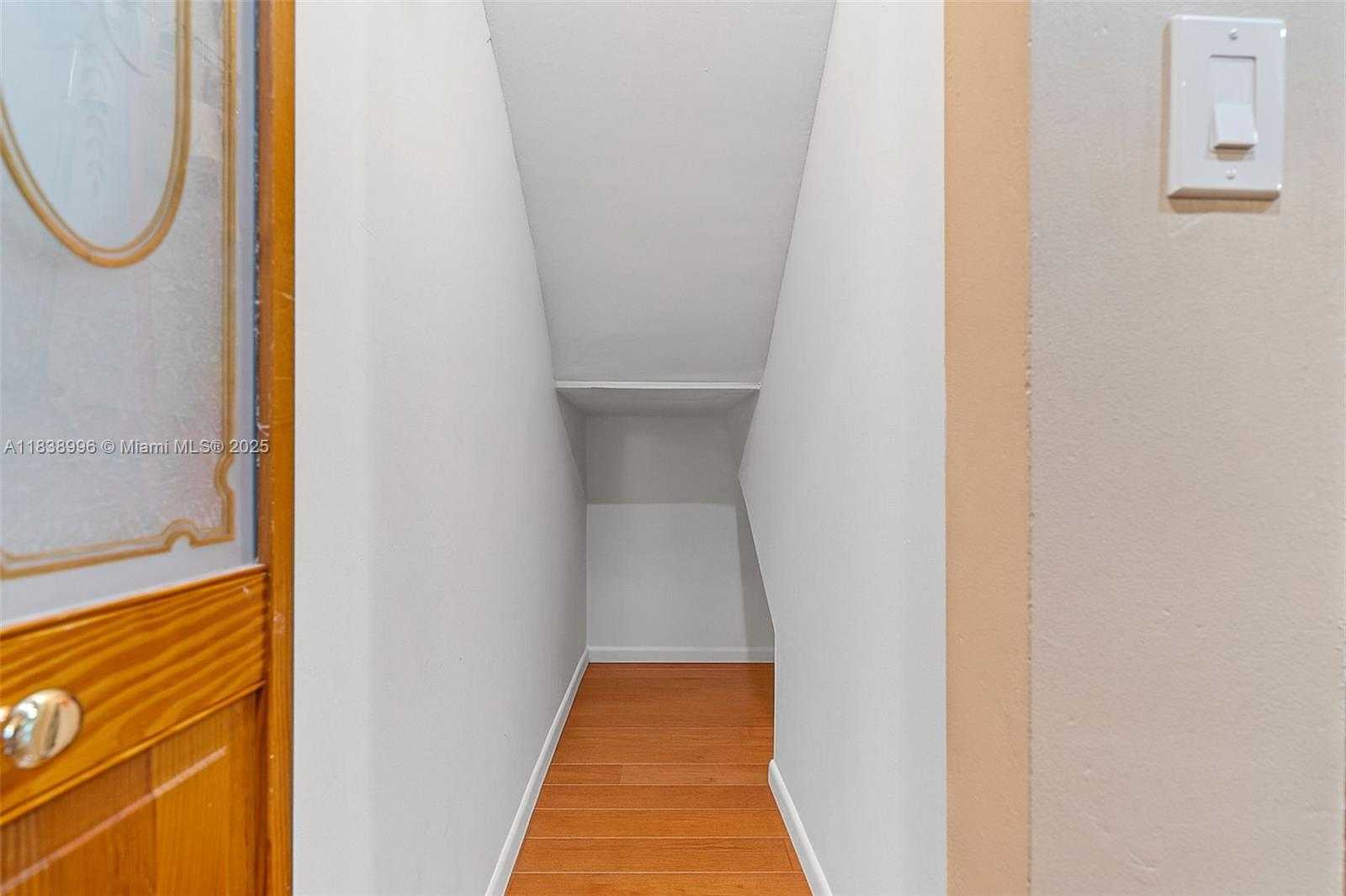 Small Image of 2385 WEST 69TH ST #2385-B, Hialeah Number 51
