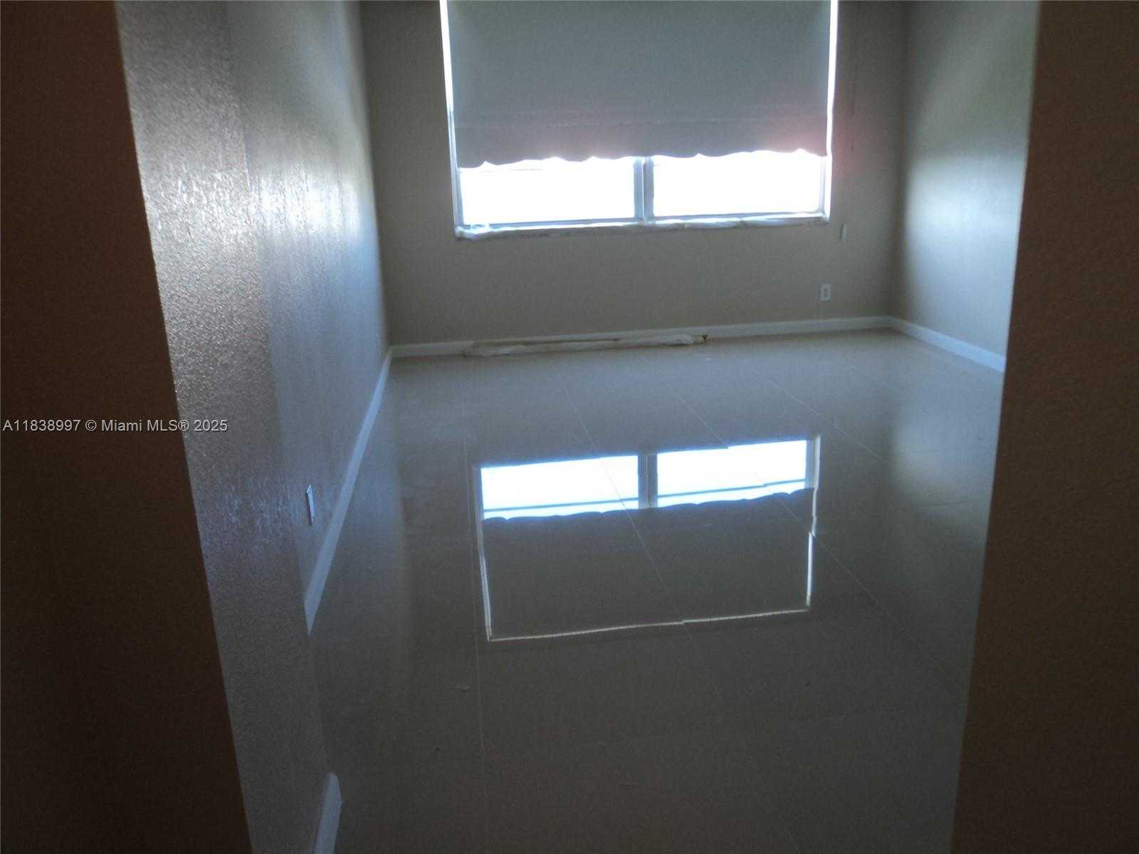 Small Image of 1050 93RD ST #6F, Bay Harbor Islands Number 10