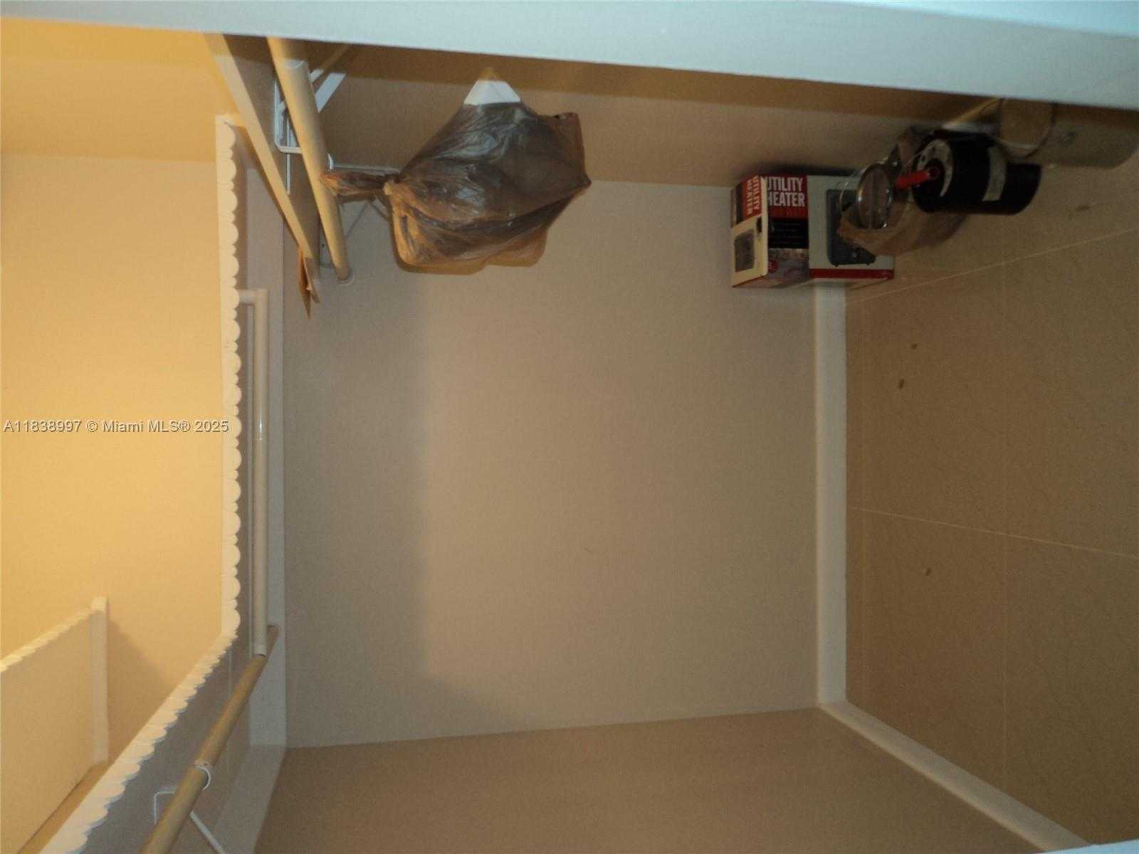 Small Image of 1050 93RD ST #6F, Bay Harbor Islands Number 16