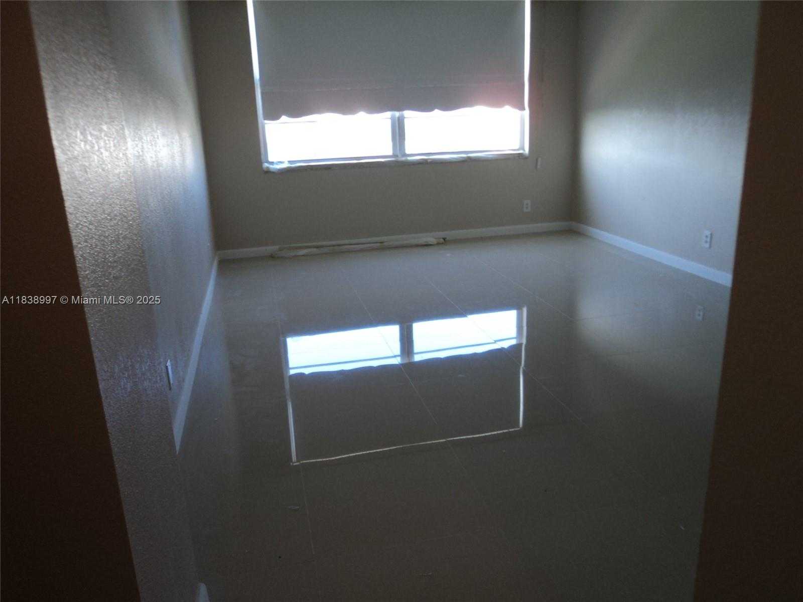 Small Image of 1050 93RD ST #6F, Bay Harbor Islands Number 9