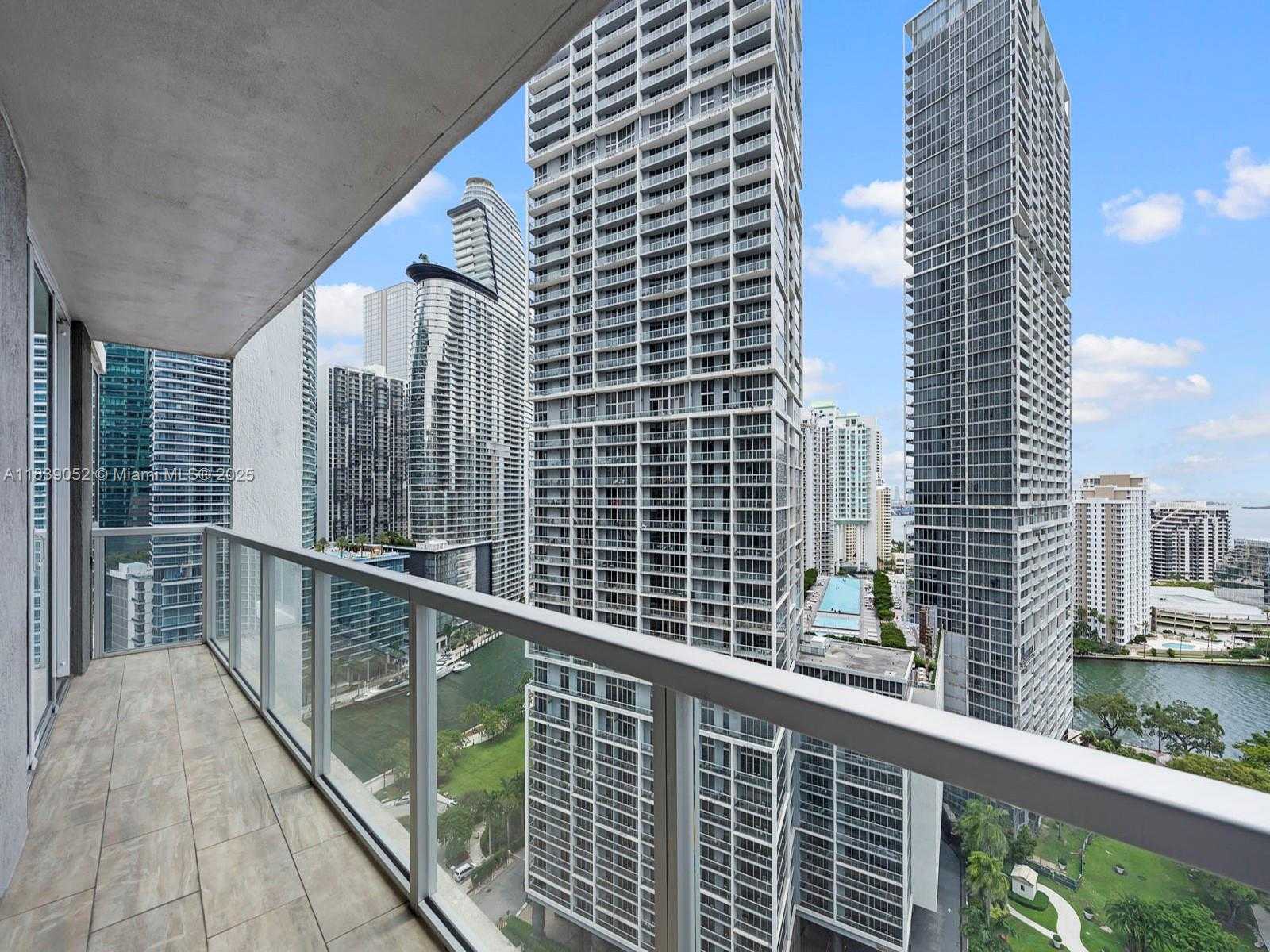 Small Image of 500 BRICKELL AVE #2501, Miami Number 2