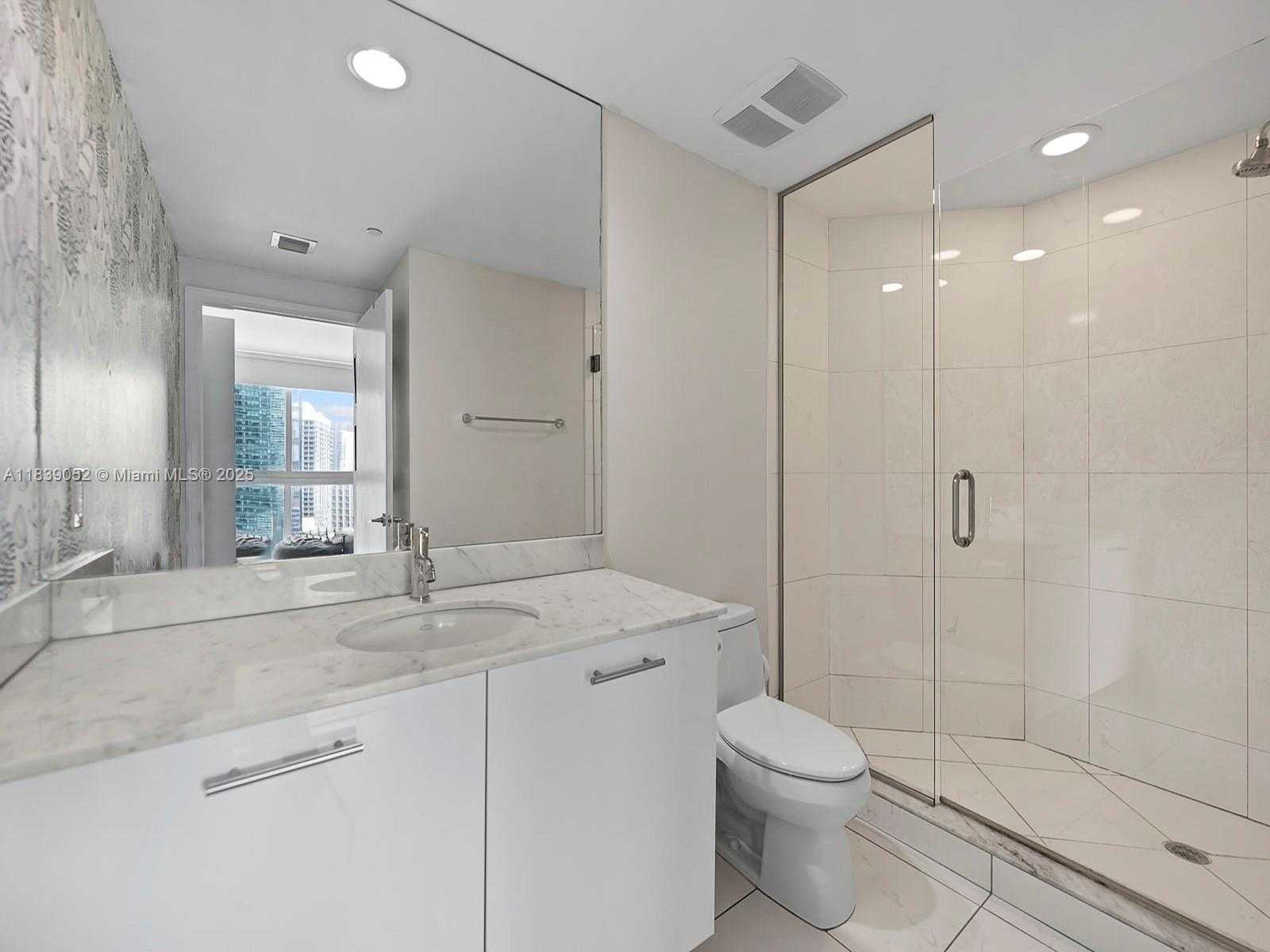 Small Image of 500 BRICKELL AVE #2501, Miami Number 23
