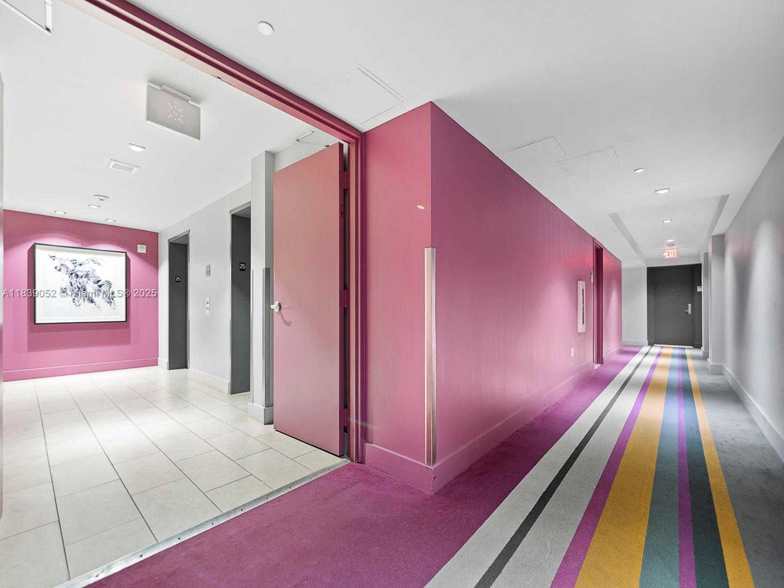 Small Image of 500 BRICKELL AVE #2501, Miami Number 28