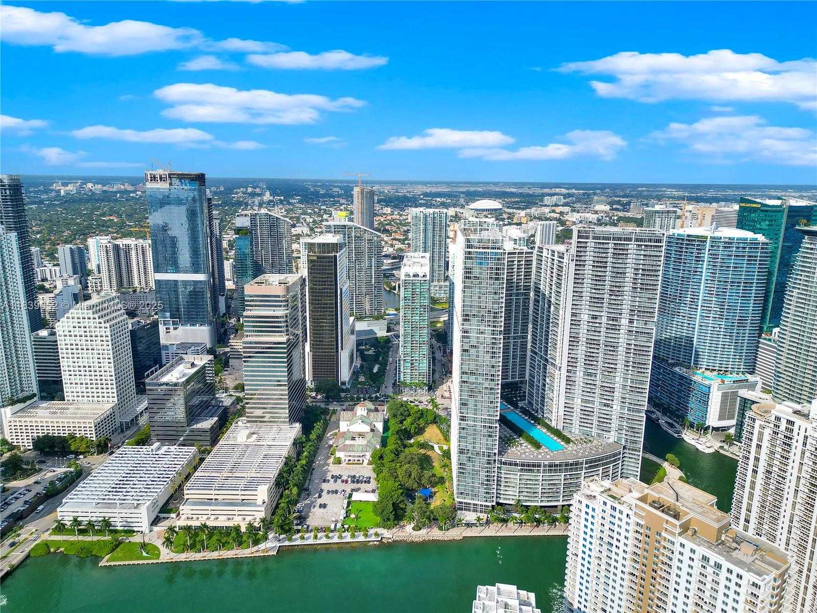 Small Image of 500 BRICKELL AVE #2501, Miami Number 30
