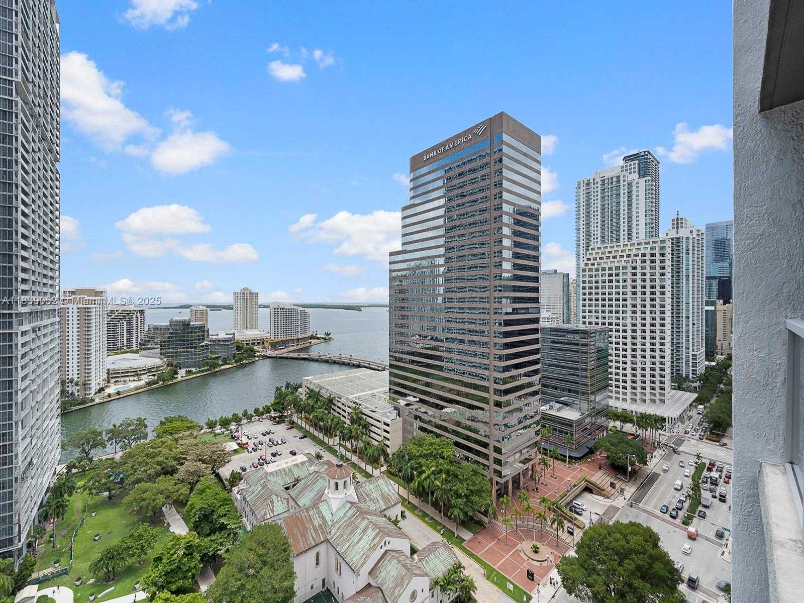 Small Image of 500 BRICKELL AVE #2501, Miami Number 8