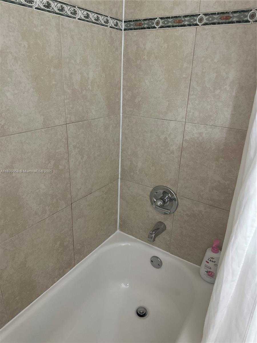 Small Image of 15481 SOUTH WEST 81ST CIR LN #712, Miami Number 14