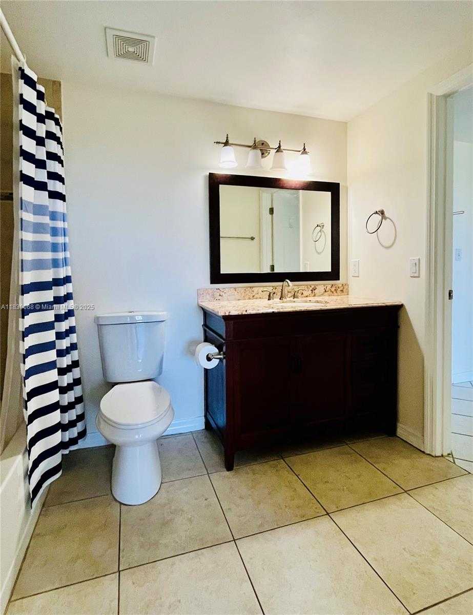 Small Image of 3500 CORAL WAY #913, Miami Number 11