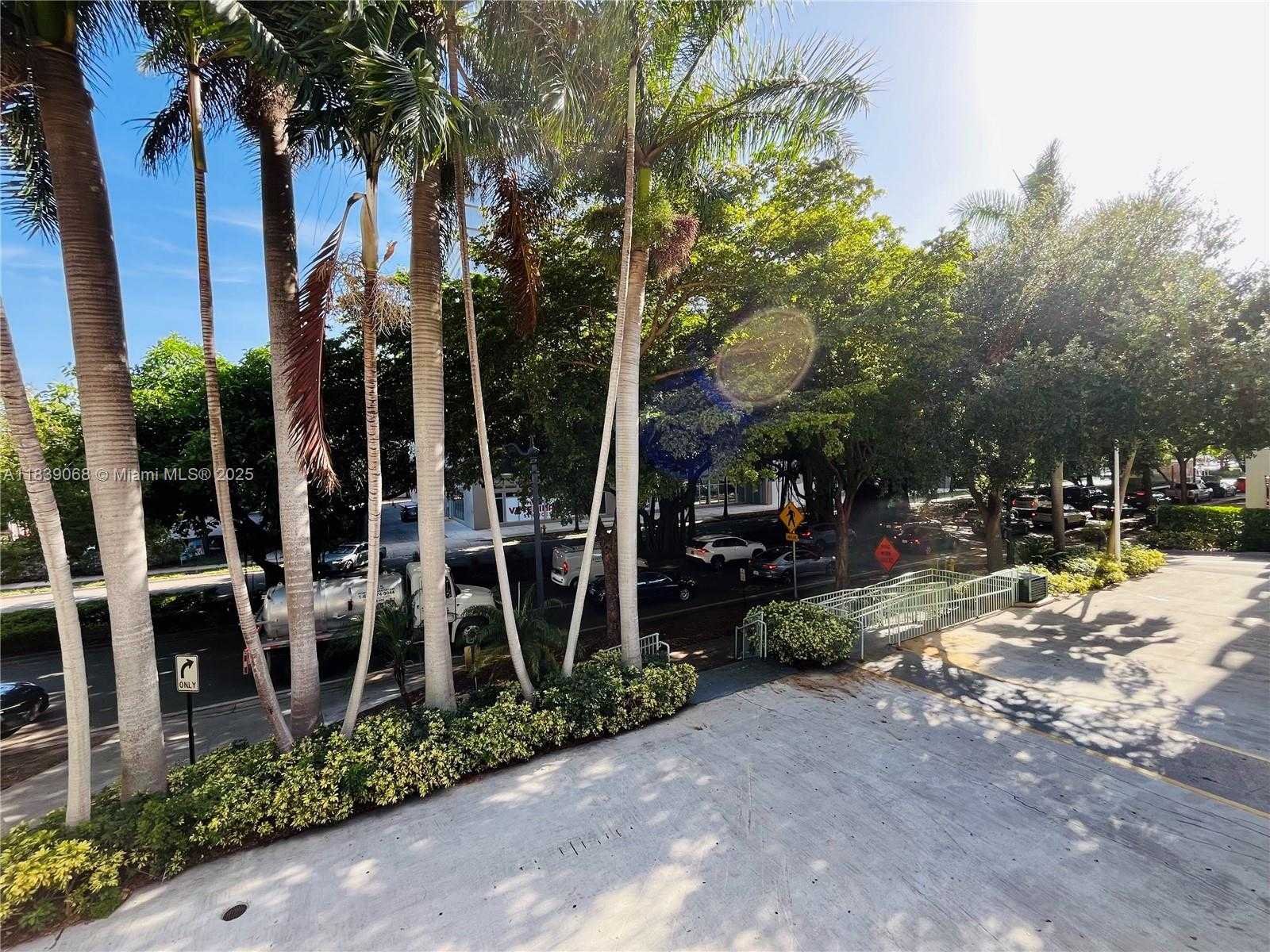 Small Image of 3500 CORAL WAY #913, Miami Number 27