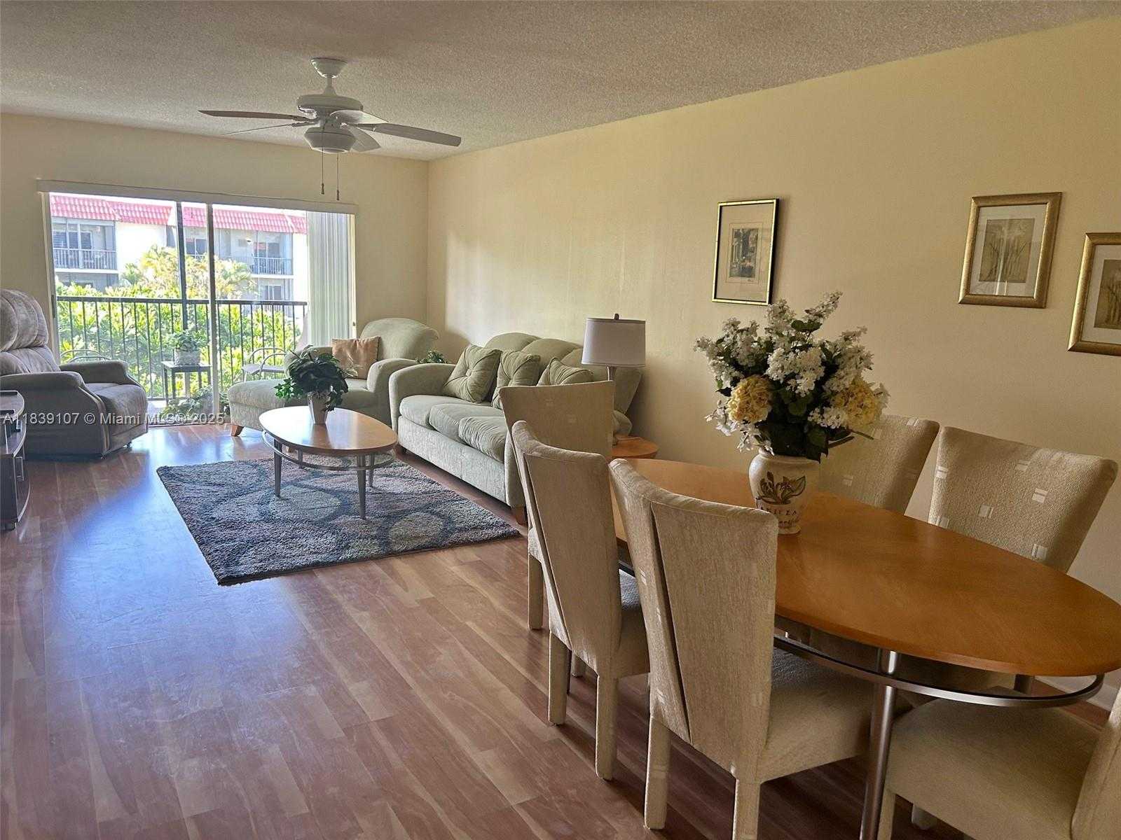 Small Image of 371 SOUTH HOLLYBROOK DR #308, Pembroke Pines Number 1