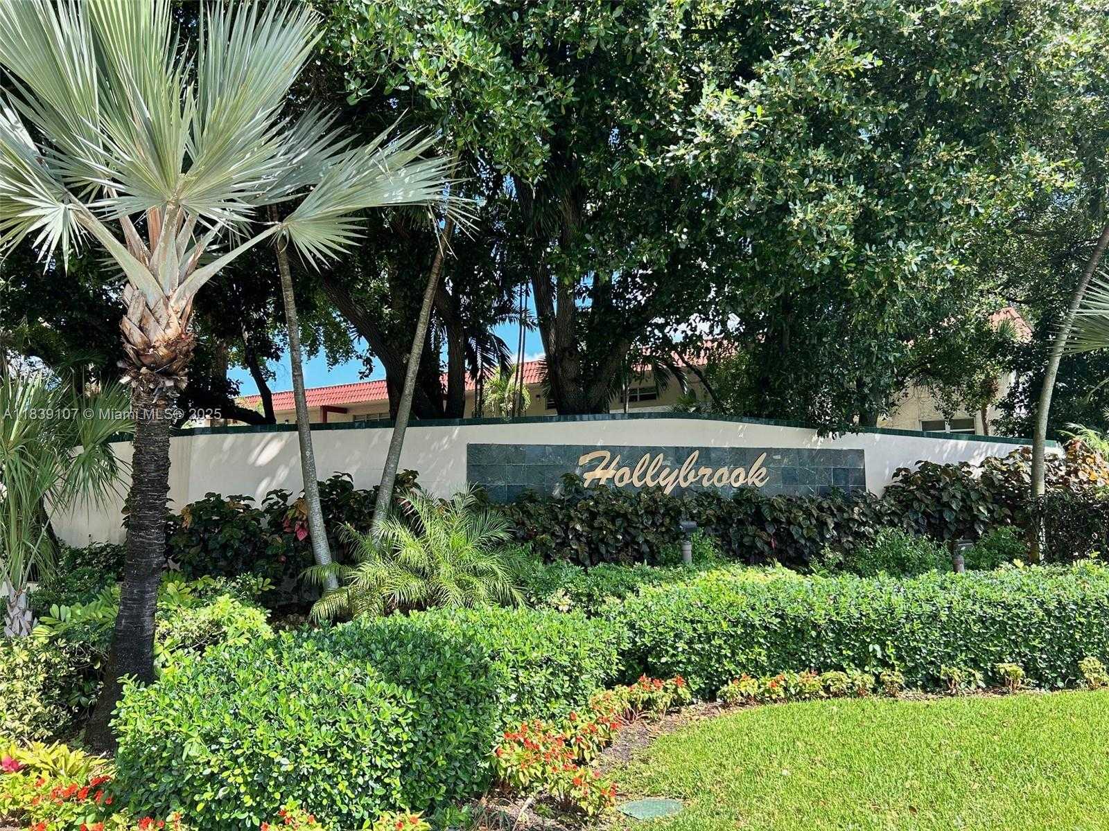 Small Image of 371 SOUTH HOLLYBROOK DR #308, Pembroke Pines Number 51