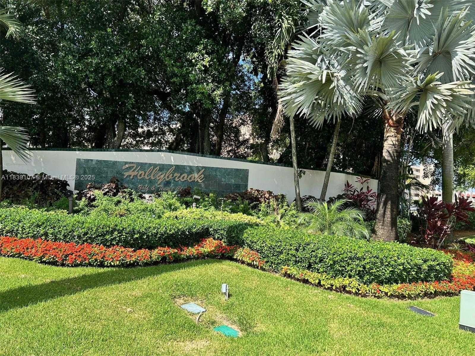 Small Image of 371 SOUTH HOLLYBROOK DR #308, Pembroke Pines Number 52