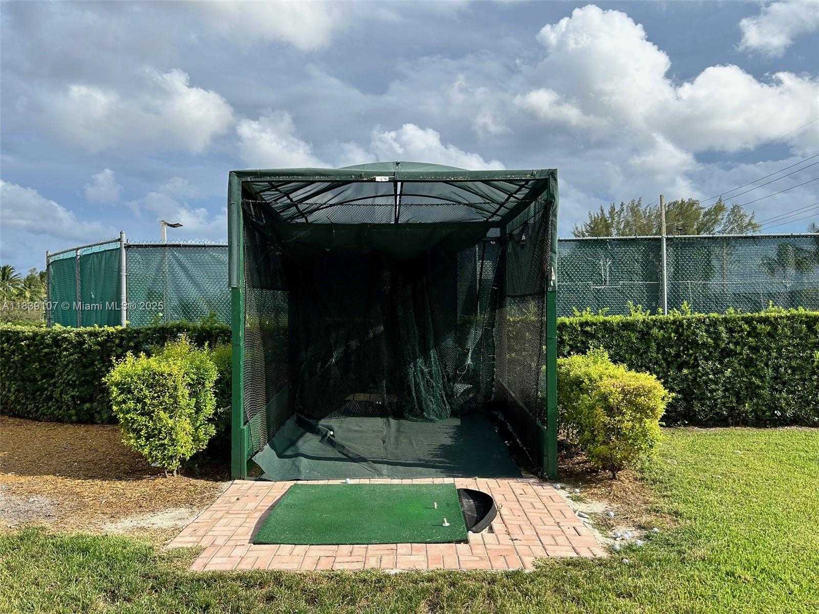 Small Image of 371 SOUTH HOLLYBROOK DR #308, Pembroke Pines Number 60