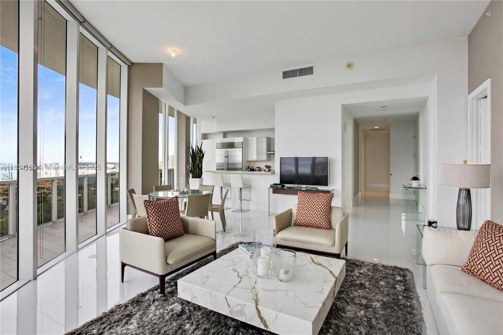 Small Image of 4100 ISLAND BLVD #2303, Aventura Number 3
