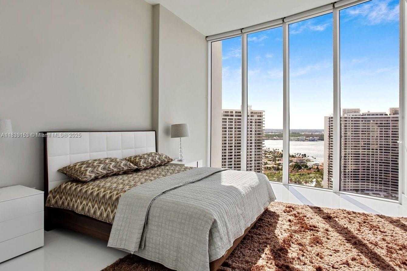 Small Image of 4100 ISLAND BLVD #2303, Aventura Number 8
