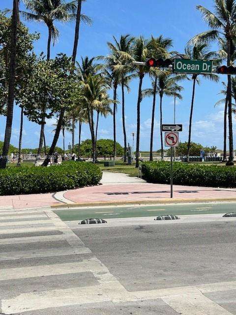 Small Image of 720 COLLINS AVE #310, Miami Beach Number 10