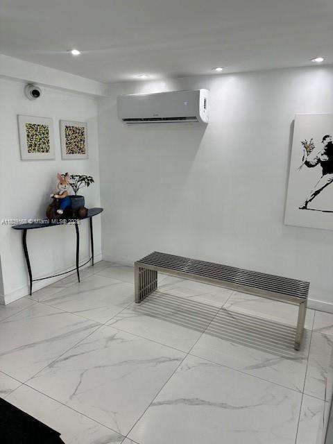 Small Image of 720 COLLINS AVE #310, Miami Beach Number 35