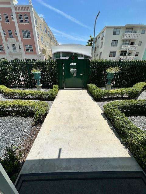 Small Image of 720 COLLINS AVE #310, Miami Beach Number 6