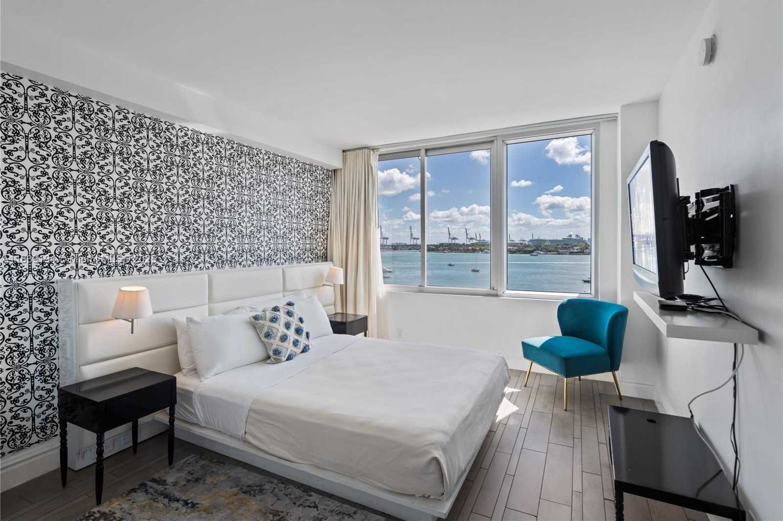 Small Image of 1100 WEST AVE #616, Miami Beach Number 13