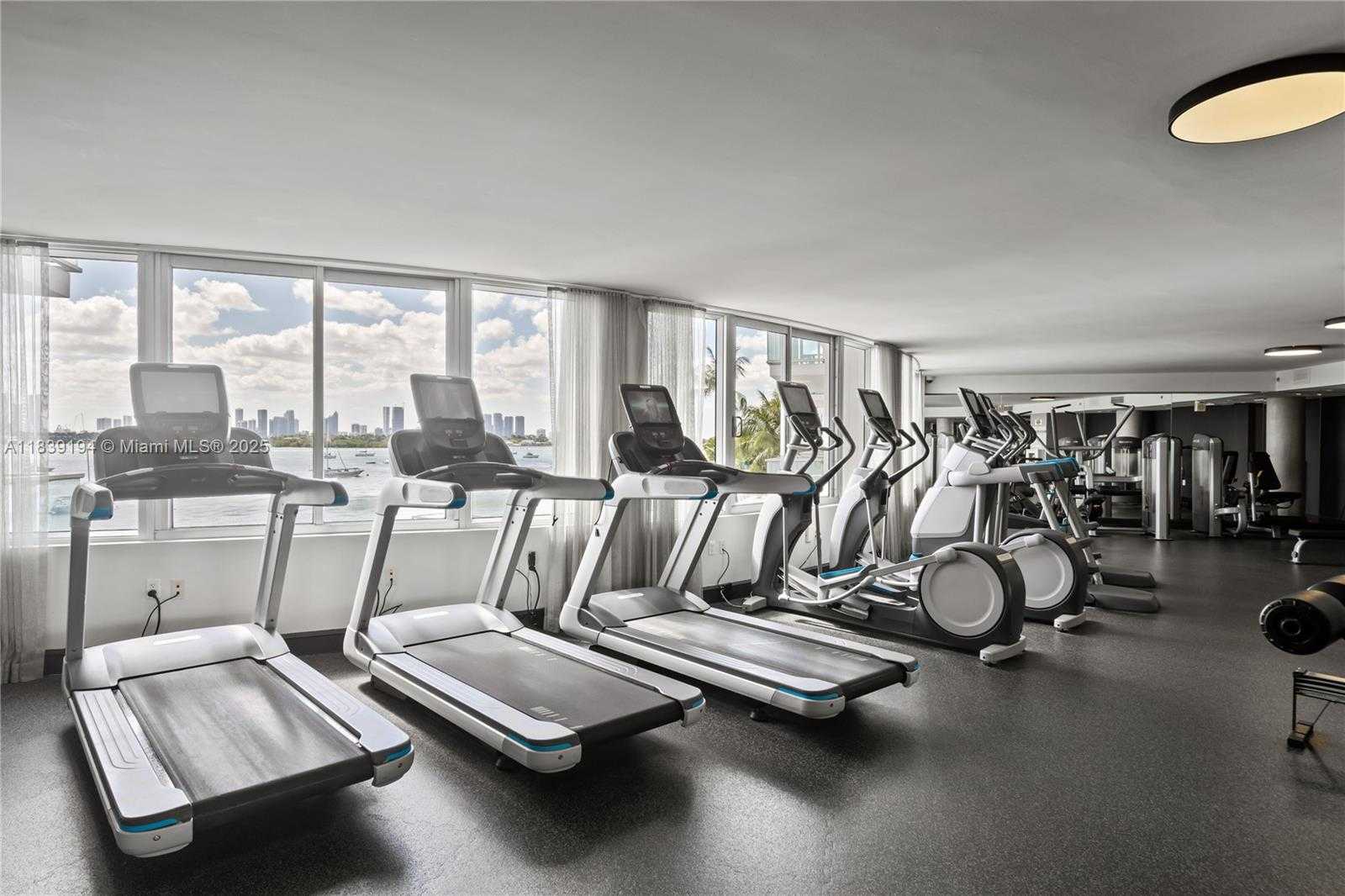 Small Image of 1100 WEST AVE #616, Miami Beach Number 26
