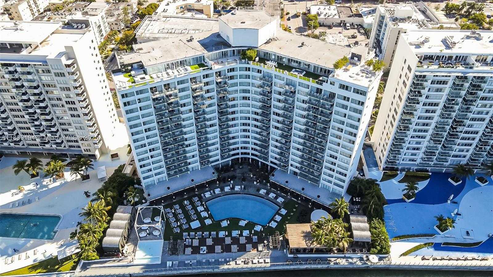 Small Image of 1100 WEST AVE #616, Miami Beach Number 32