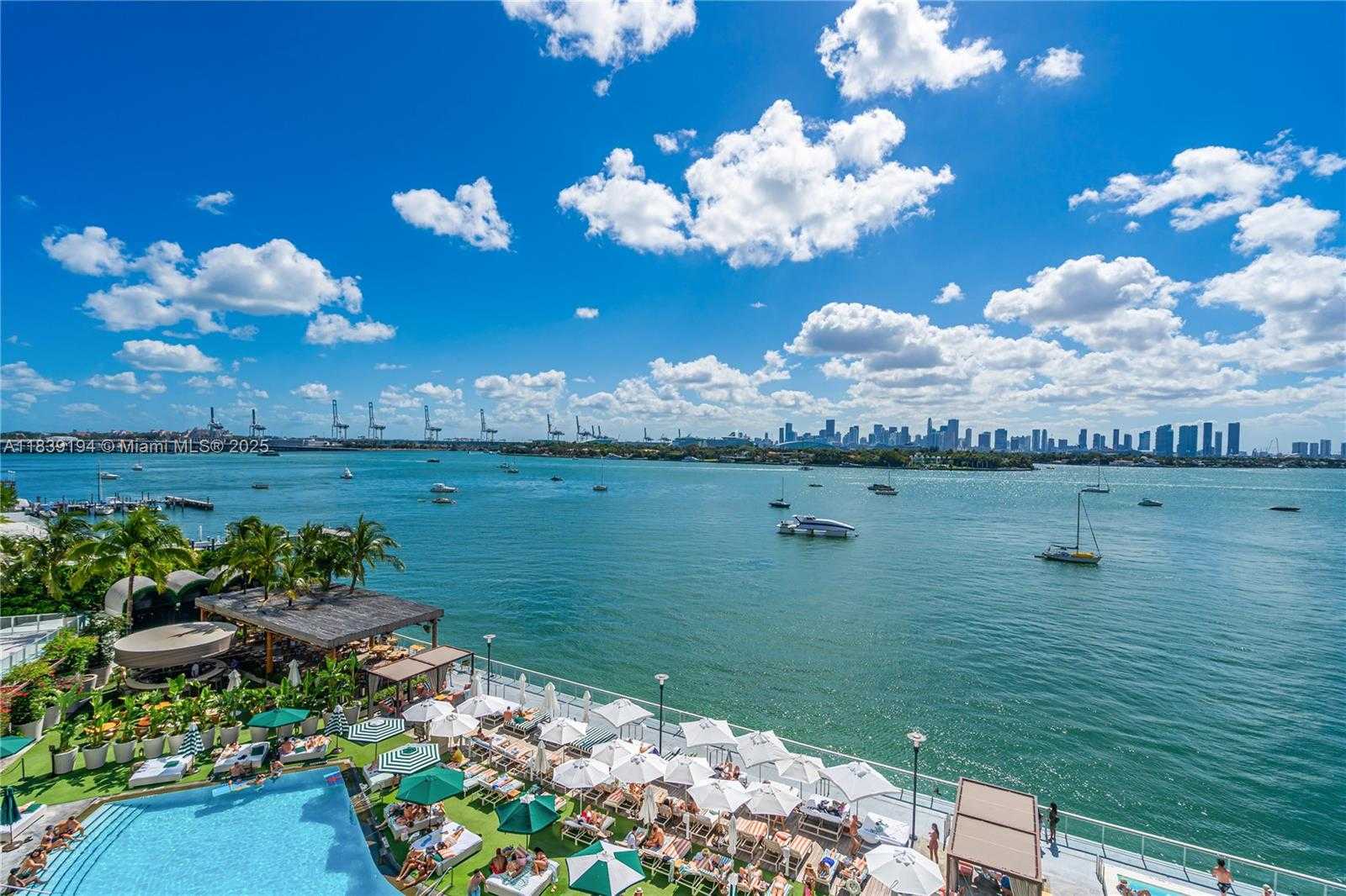 Small Image of 1100 WEST AVE #616, Miami Beach Number 4