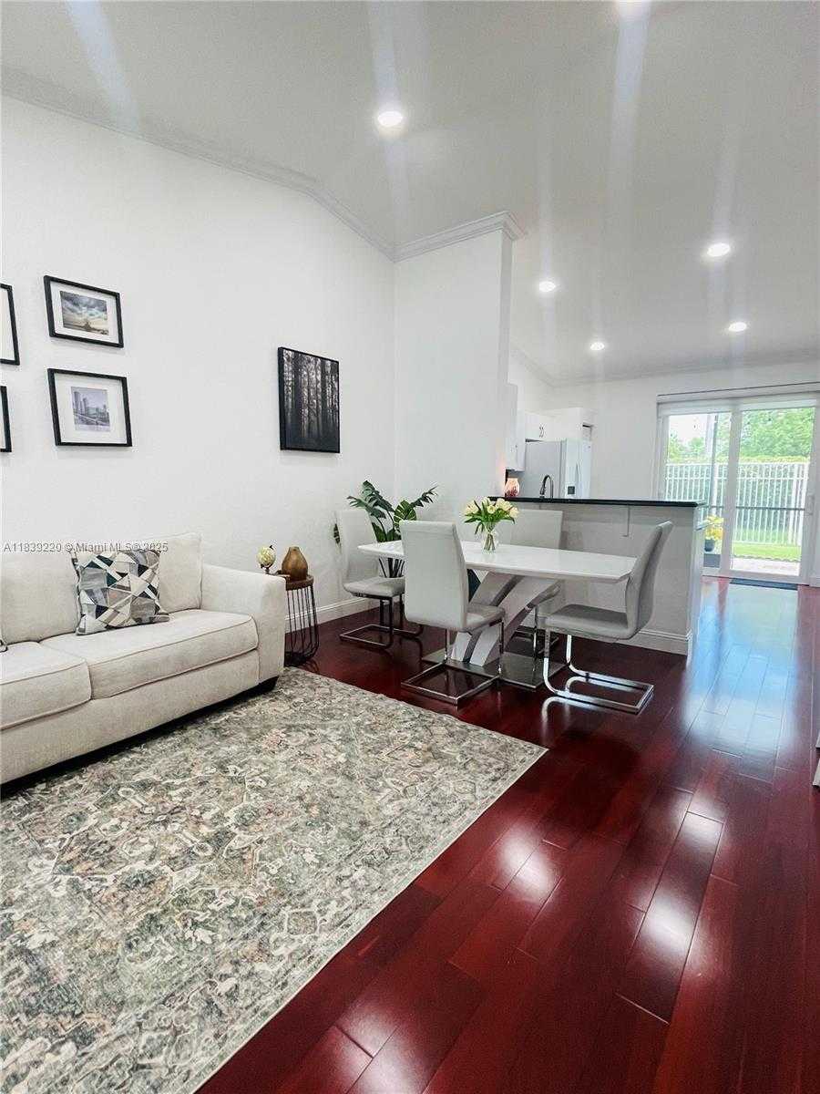 Small Image of 2817 SOUTH WEST 187TH AVE, Miramar Number 3