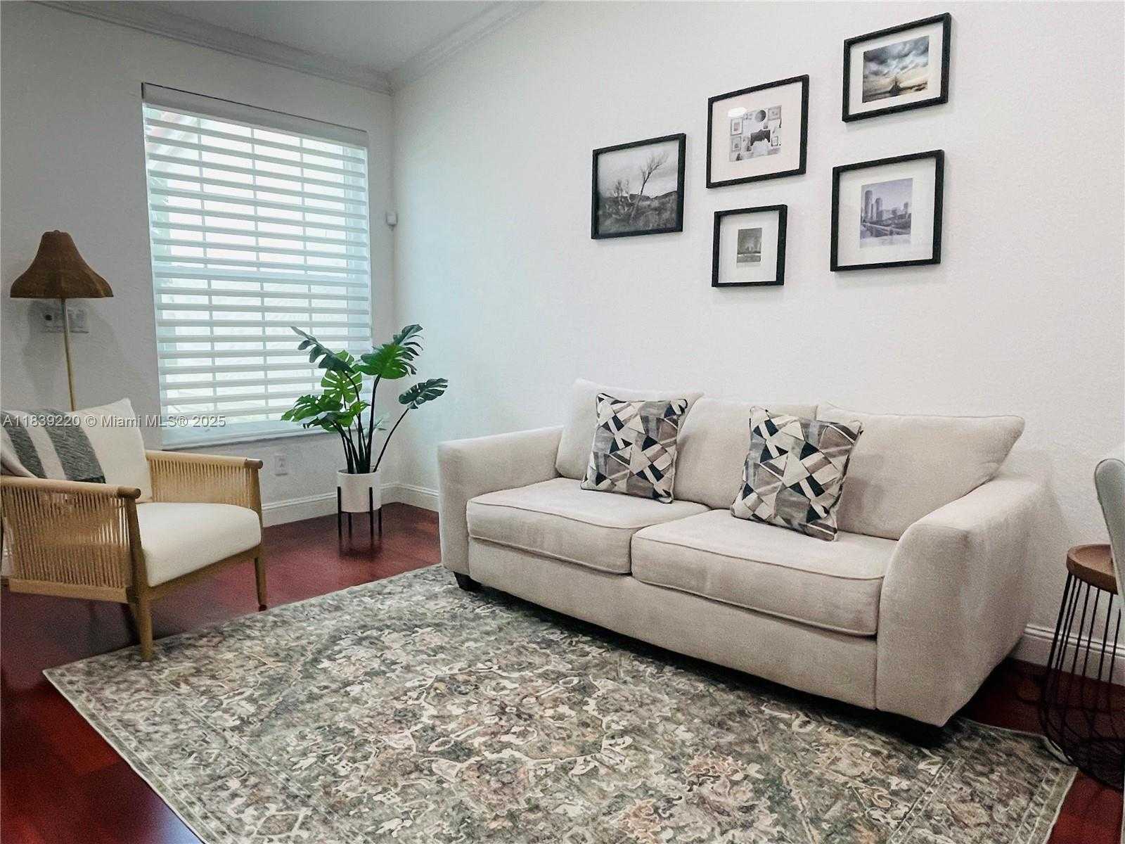 Small Image of 2817 SOUTH WEST 187TH AVE, Miramar Number 5