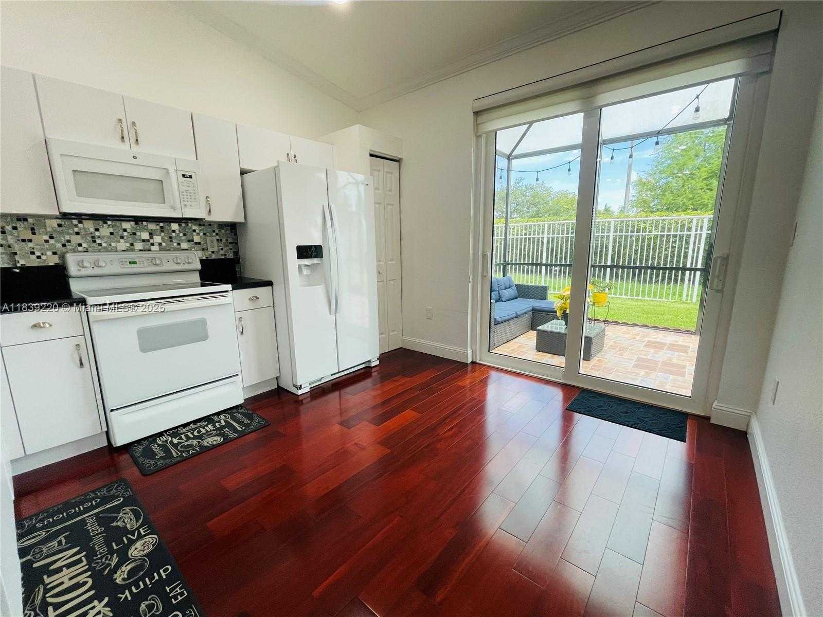 Small Image of 2817 SOUTH WEST 187TH AVE, Miramar Number 8