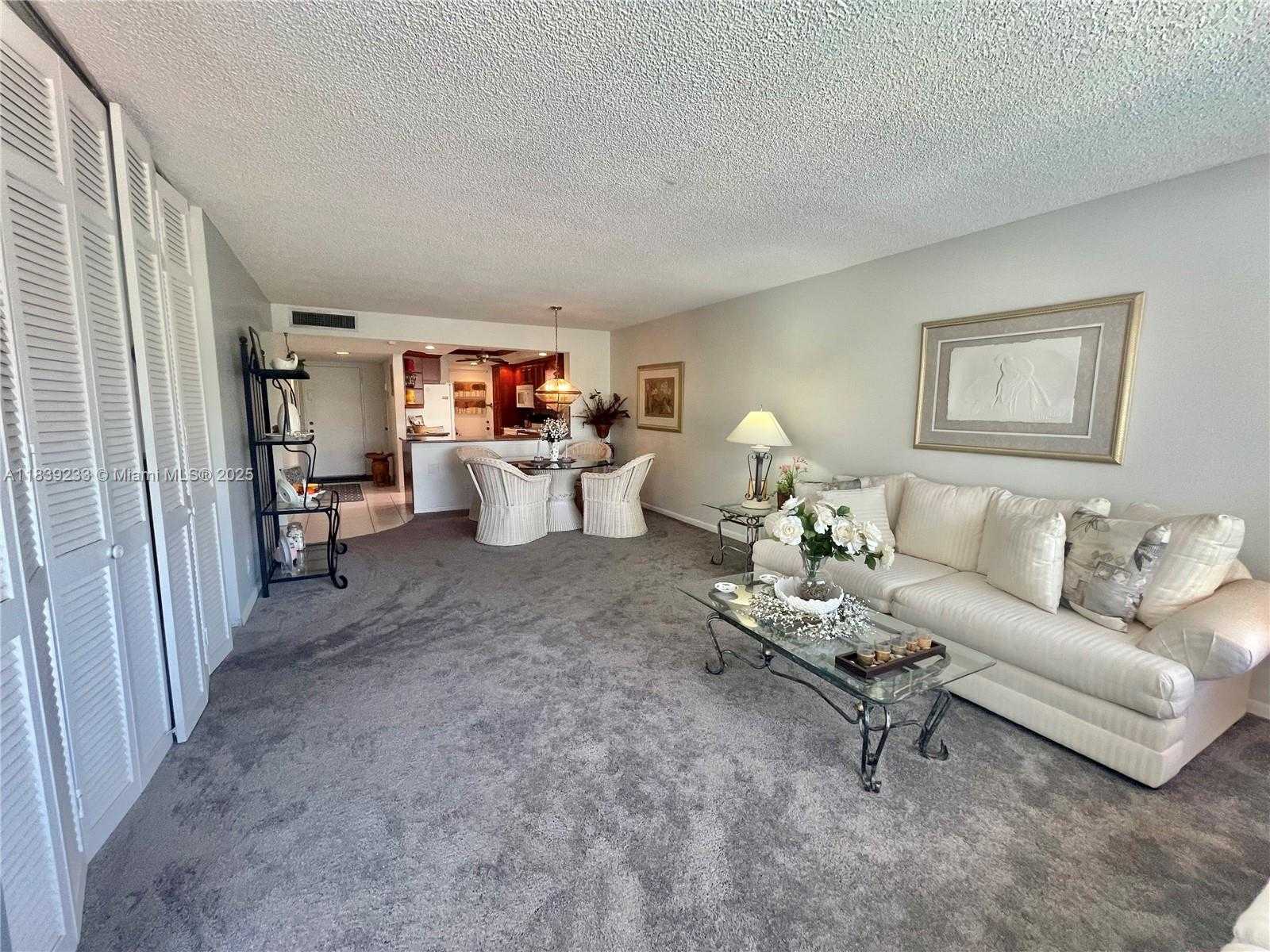 Small Image of 2309 SOUTH CYPRESS BEND DR #311D, Pompano Beach Number 11