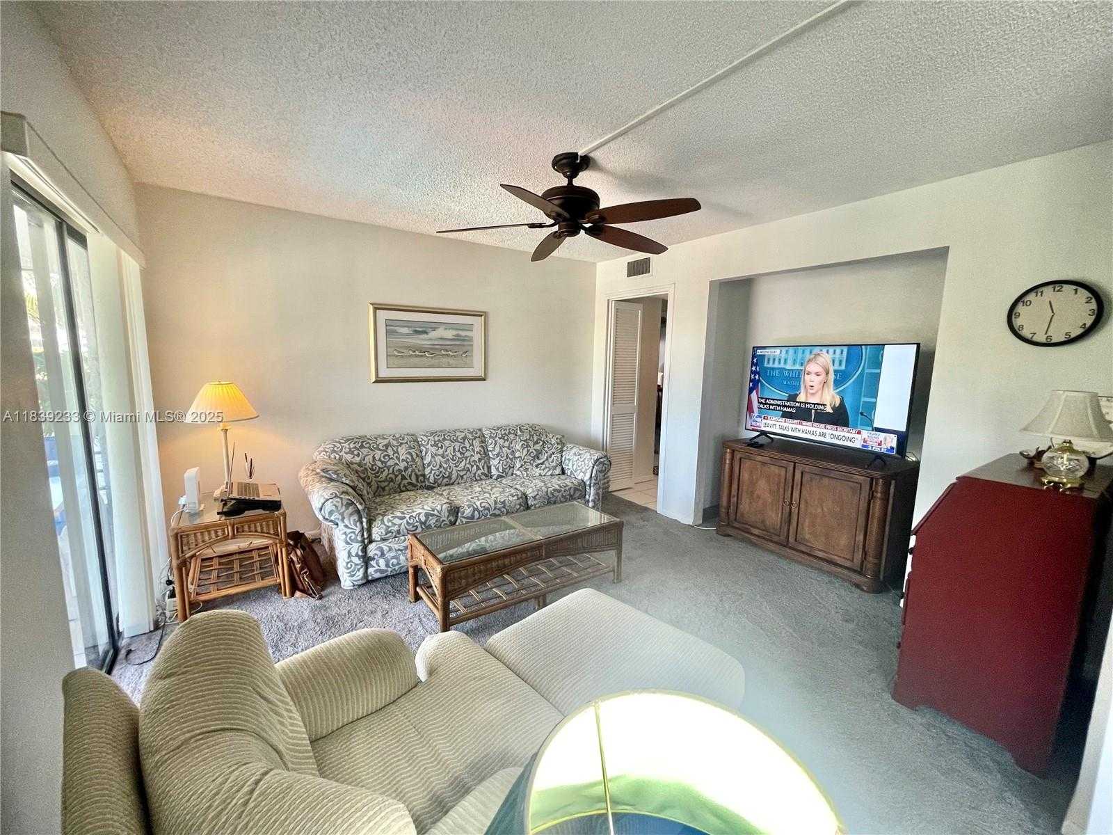 Small Image of 2309 SOUTH CYPRESS BEND DR #311D, Pompano Beach Number 17