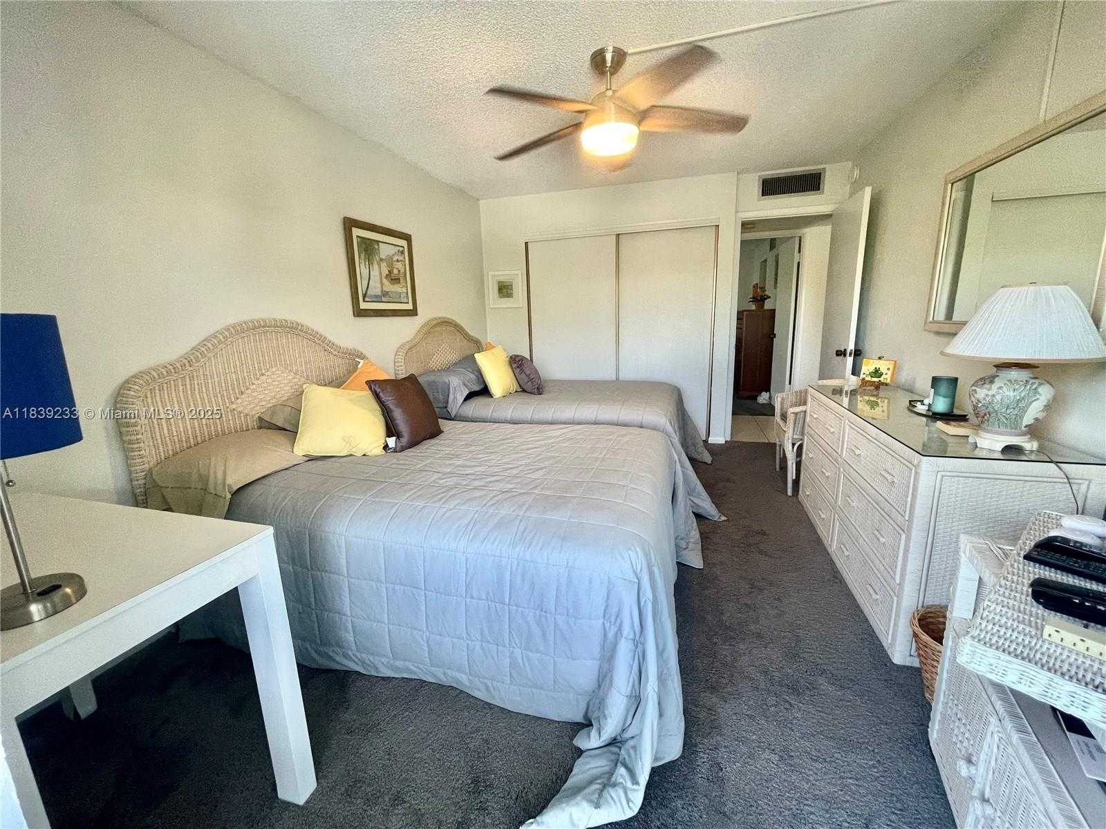 Small Image of 2309 SOUTH CYPRESS BEND DR #311D, Pompano Beach Number 22