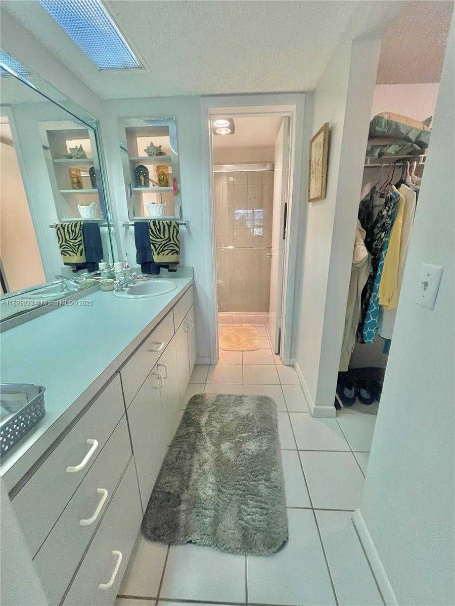 Small Image of 2309 SOUTH CYPRESS BEND DR #311D, Pompano Beach Number 30