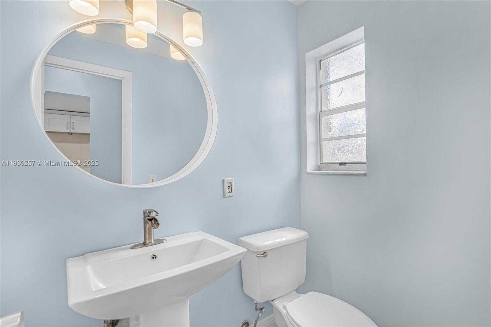 Small Image of 6709 NORTH KENDALL DR #229, Pinecrest Number 15