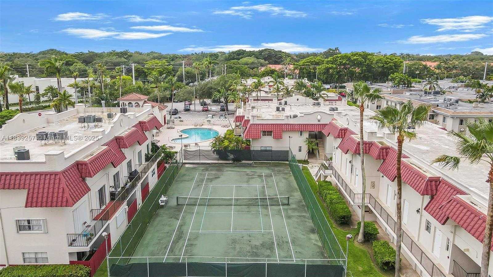 Small Image of 6709 NORTH KENDALL DR #229, Pinecrest Number 29