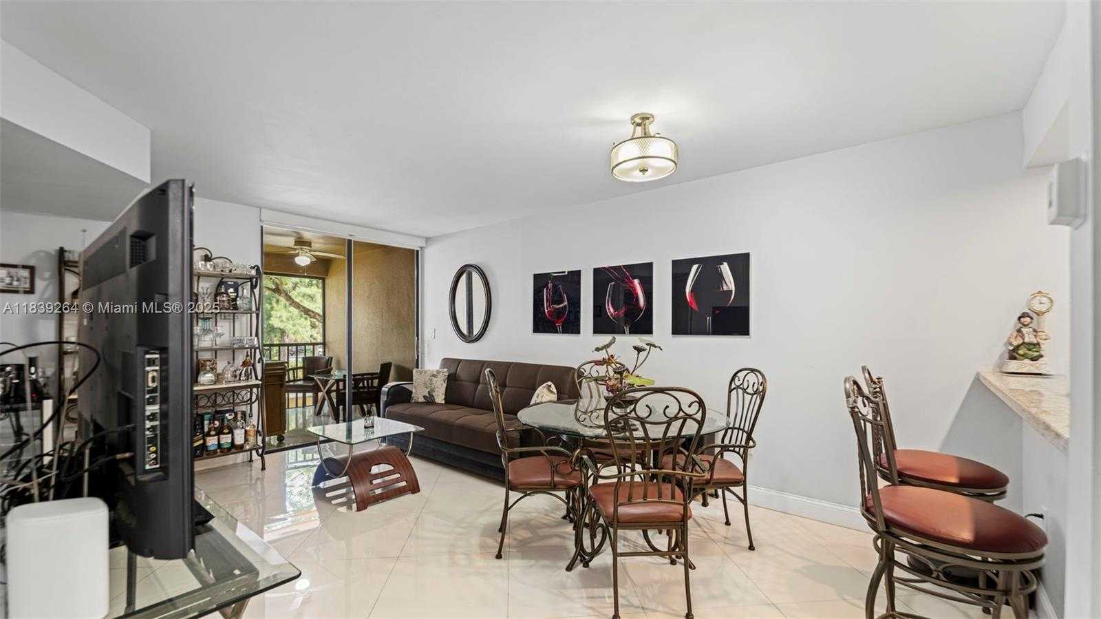 Small Image of 15405 NORTH MIAMI LAKEWAY N #203-1, Miami Lakes Number 10