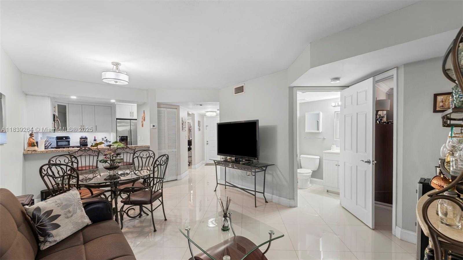 Small Image of 15405 NORTH MIAMI LAKEWAY N #203-1, Miami Lakes Number 15