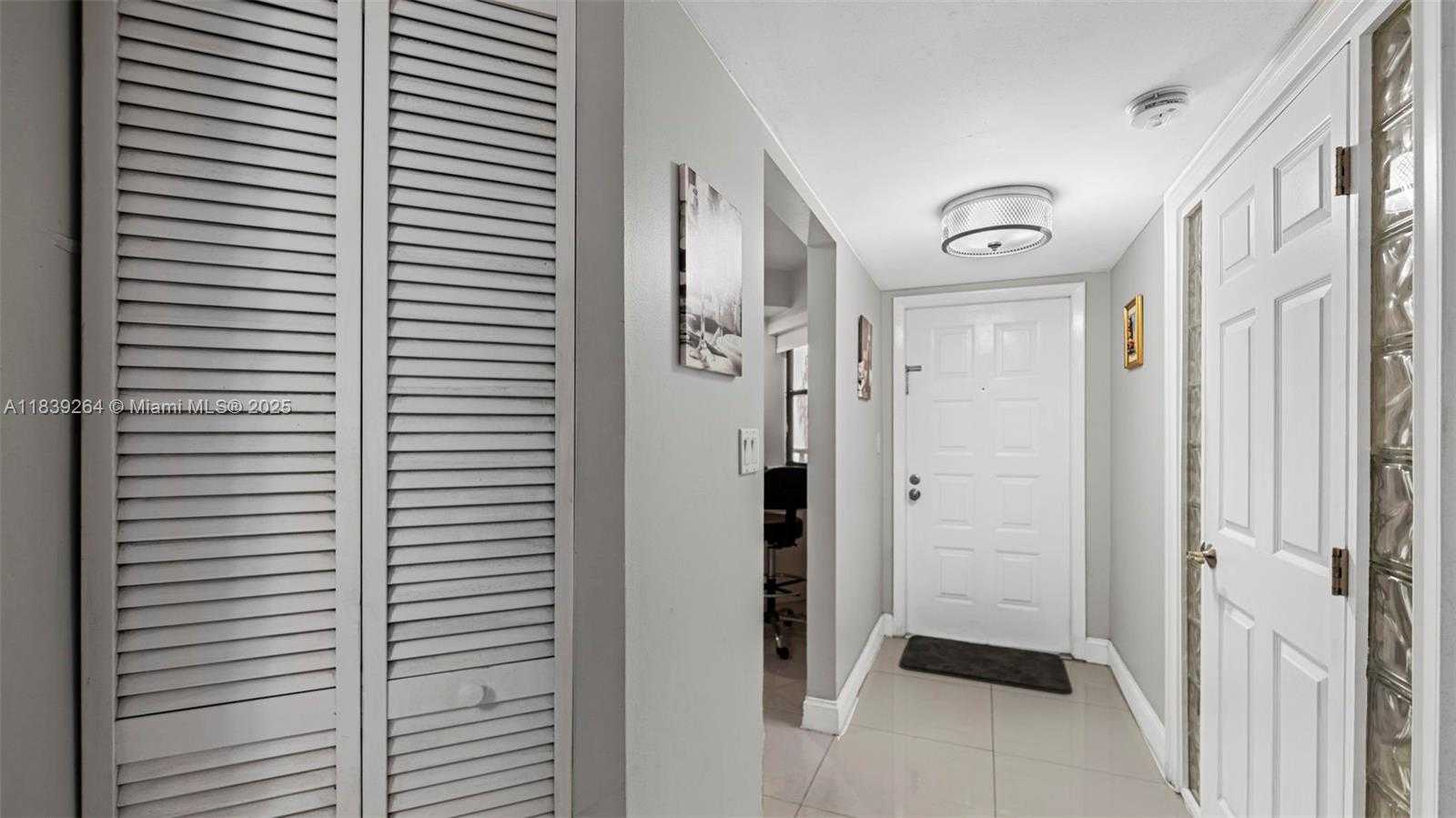 Small Image of 15405 NORTH MIAMI LAKEWAY N #203-1, Miami Lakes Number 34
