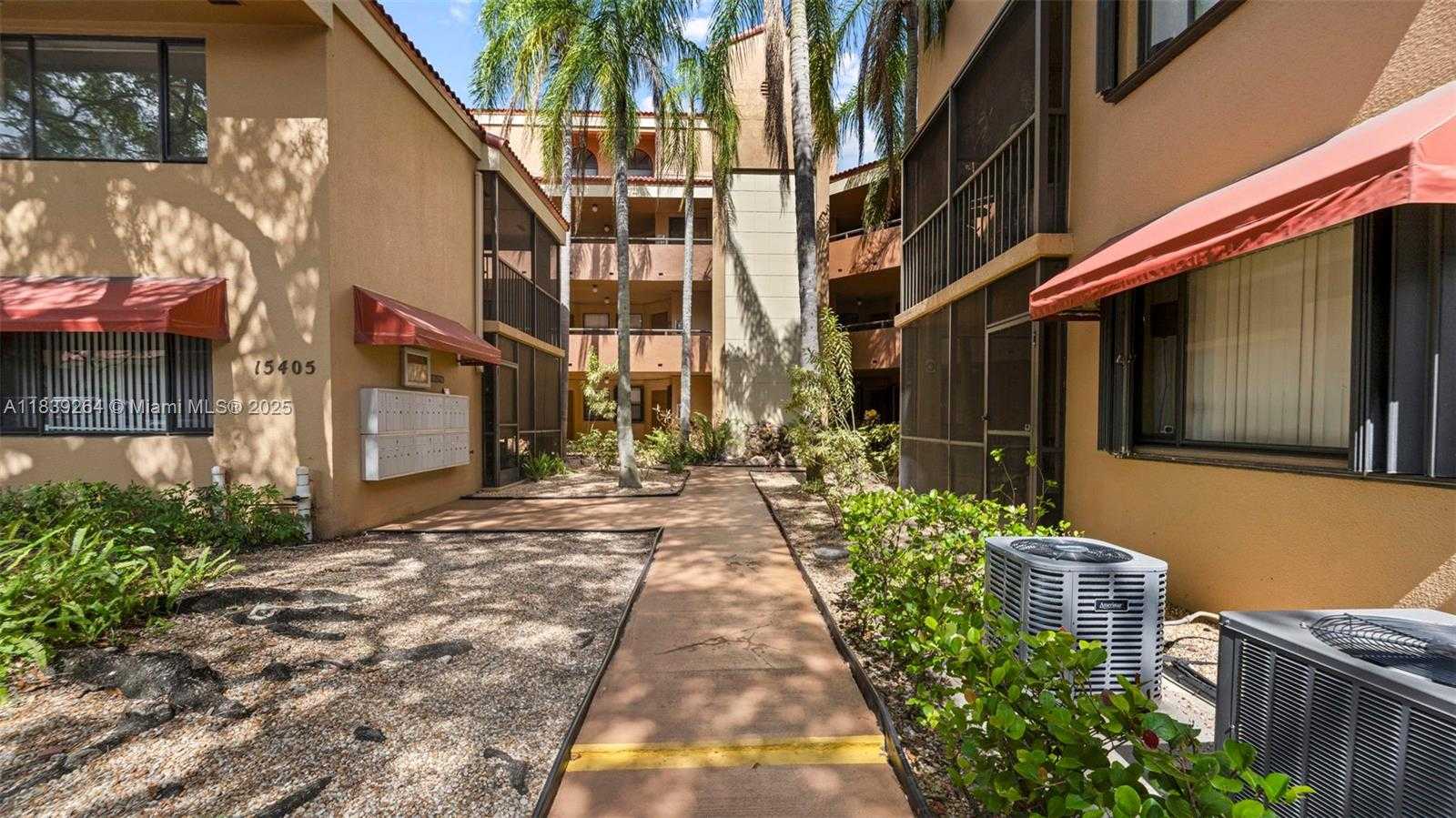 Small Image of 15405 NORTH MIAMI LAKEWAY N #203-1, Miami Lakes Number 4
