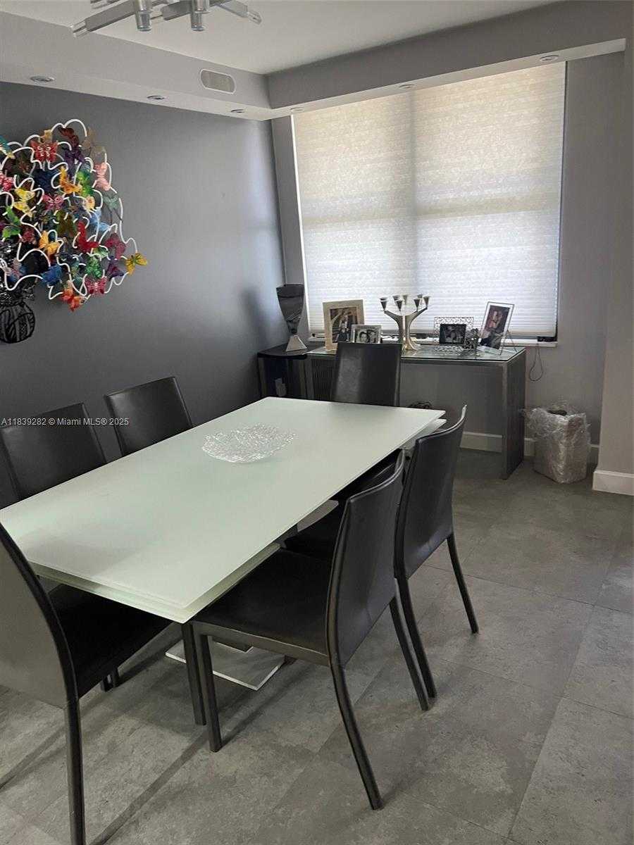 Small Image of 9801 COLLINS AVE #16U, Bal Harbour Number 11